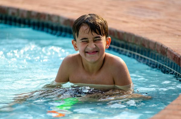 Découvrez les paniers suspendus pour un rangement stylé !
