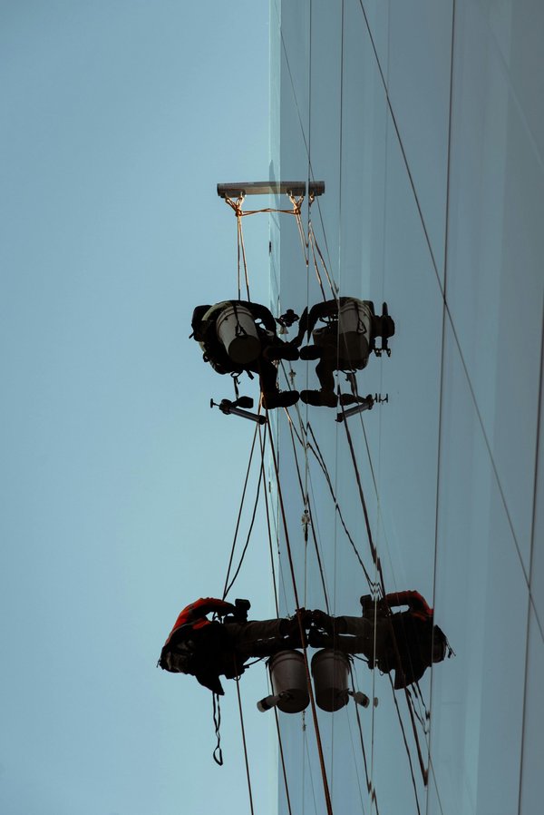 Comment choisir une entreprise de nettoyage en hauteur ?